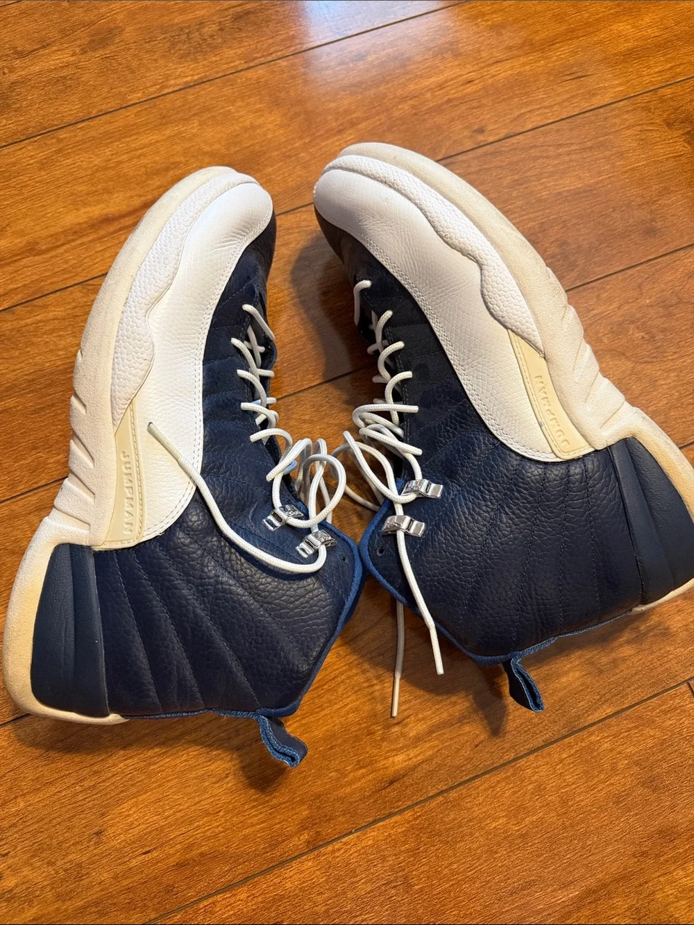 Air Jordan 12 retro Men’s Navy Blue and White High-Top Sneakers